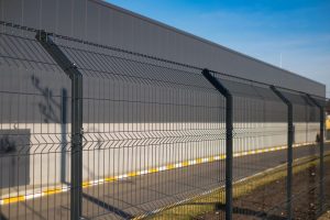 Steel grating fence made with wire