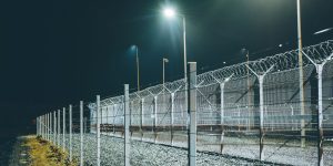 fence boarder security
